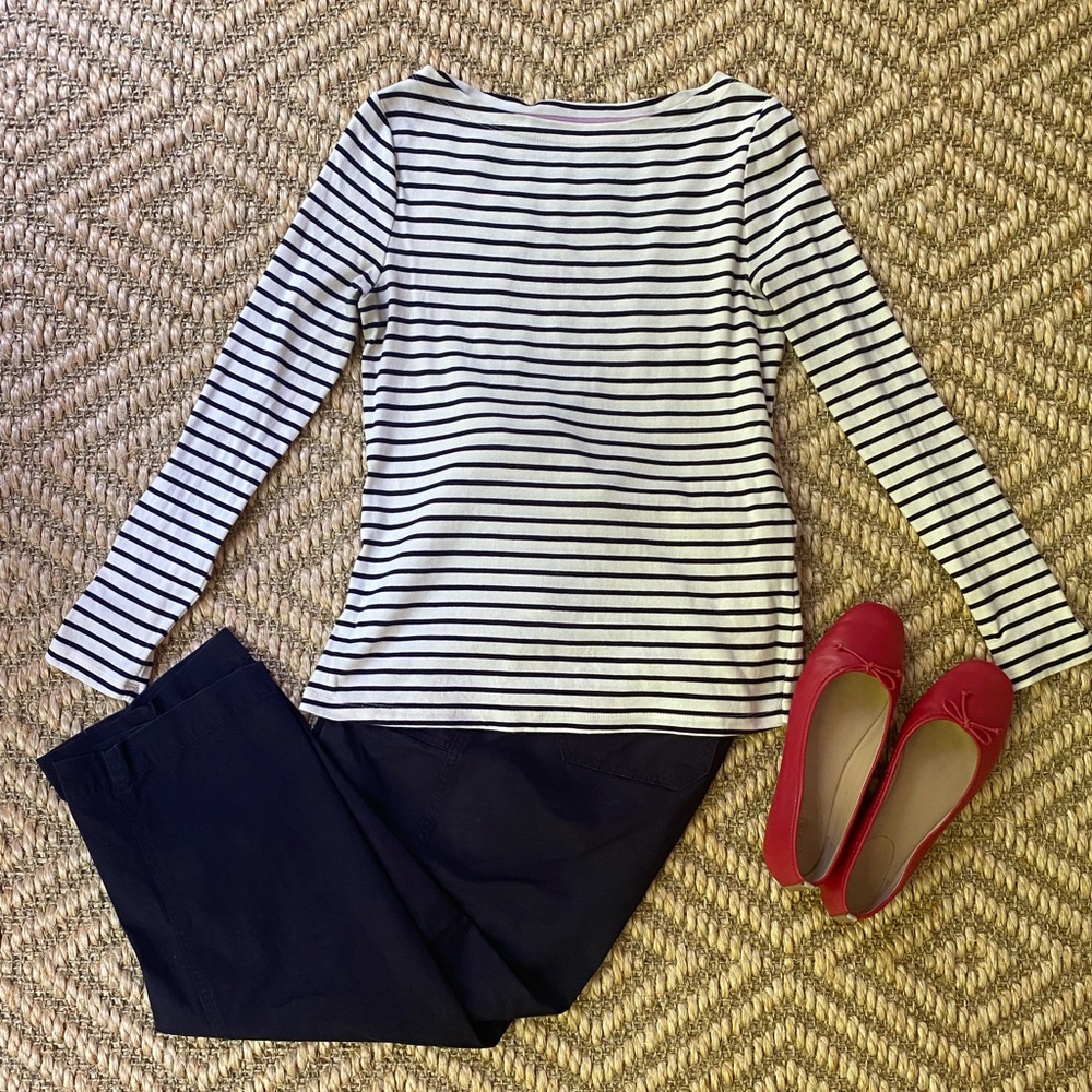 TALBOTS navy blue high waist patch pocket wide leg crops, size 12